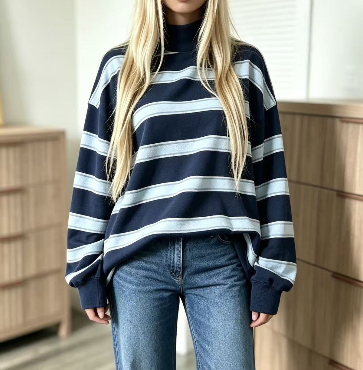 Alice | Sweat Femme Rayé Oversize à Col Montant - Marine