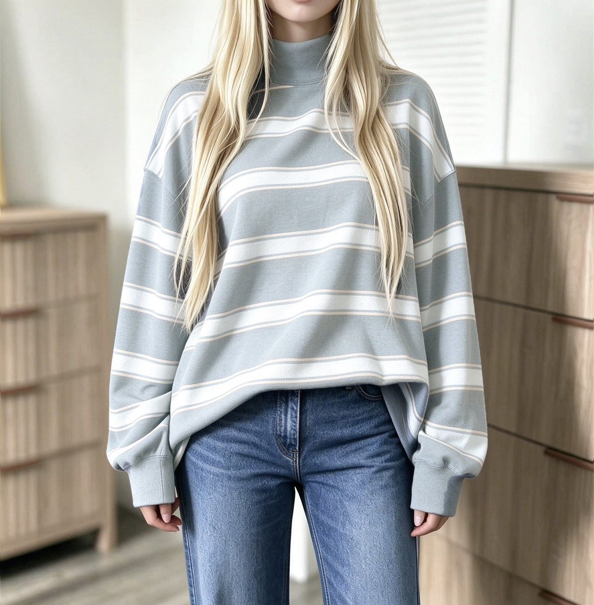 Alice | Sweat Femme Rayé Oversize à Col Montant - Bleu clair