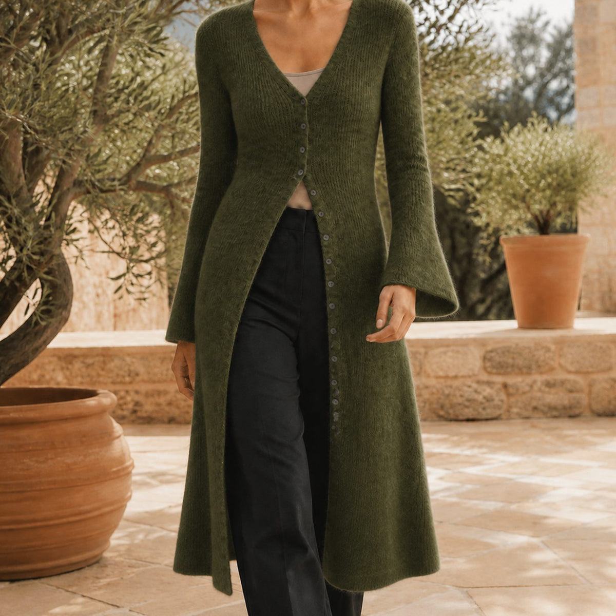 Ghislaine | Gilet Long en Maille Col V Boutonné Femme - Vert armée