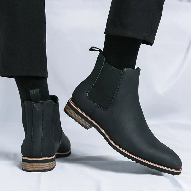 Hippolyte | Bottines Chelsea Homme Aspect Nubuck à Enfiler et Semelle Crantée - vue 3