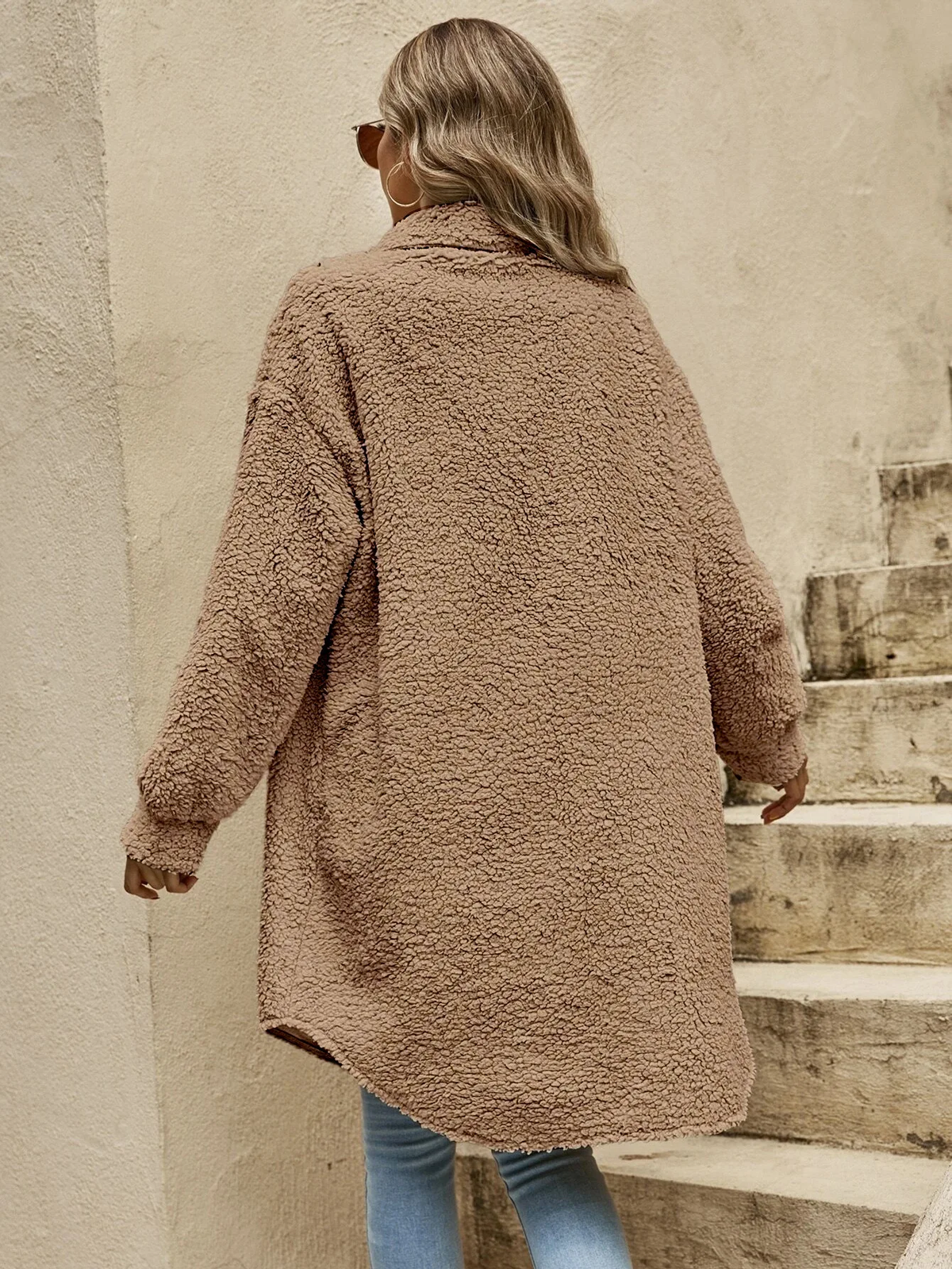 Léa | Veste Longue Femme Effet Teddy Boutonnée à Col Chemise - vue 9