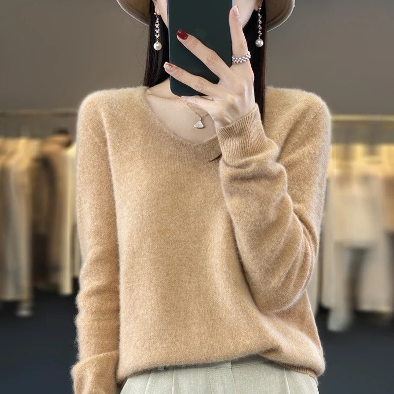Lorraine | Pull Col V Femme Toucher Laine en Maille Douce Coupe Ample - Sable