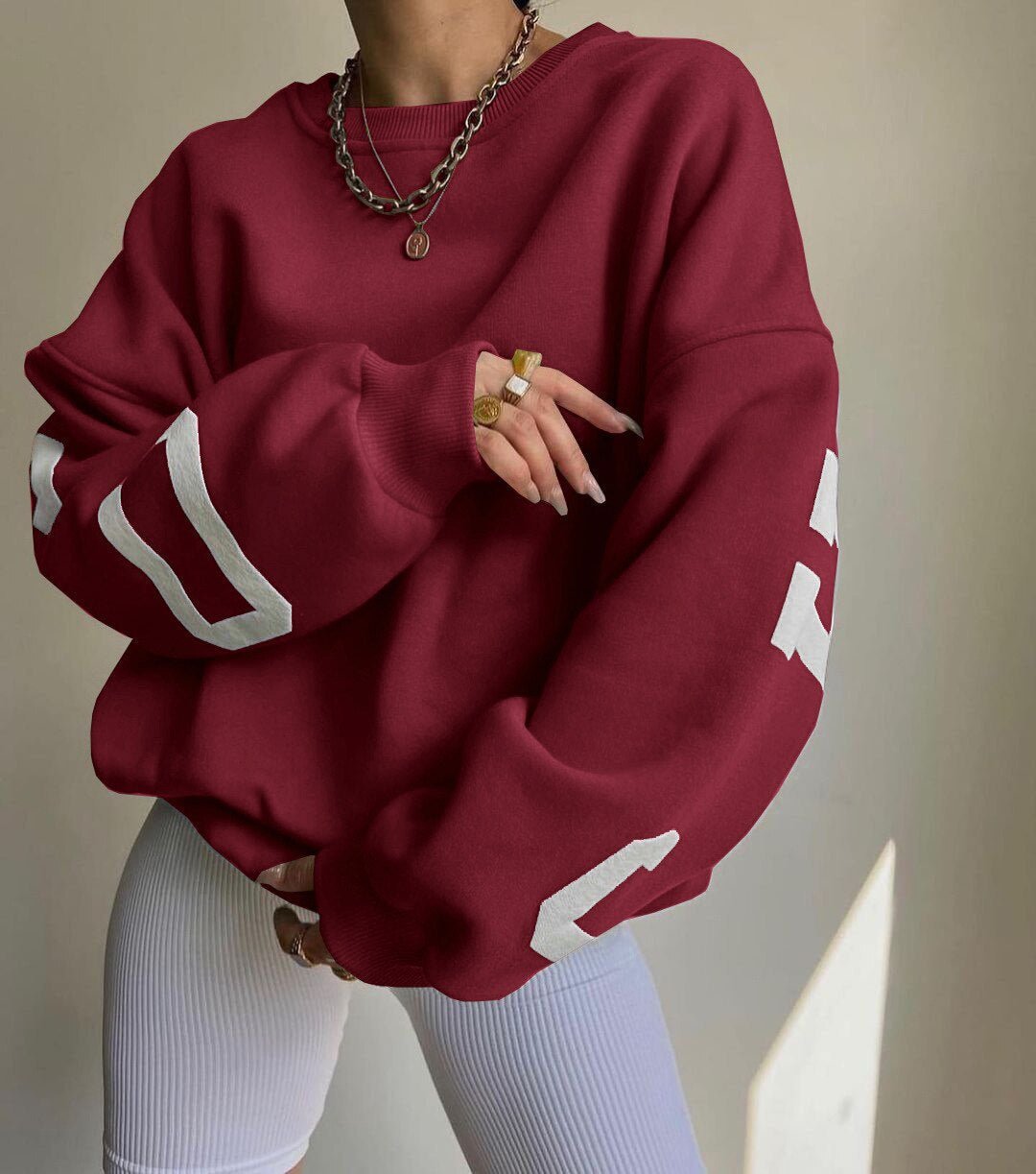 Zoé | Sweat Oversize Femme Intérieur Molletonné à Imprimé Lettres sur les Manches - Bordeaux