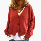 Ines Paris | Cardigan femme col V en maille douce boutonné