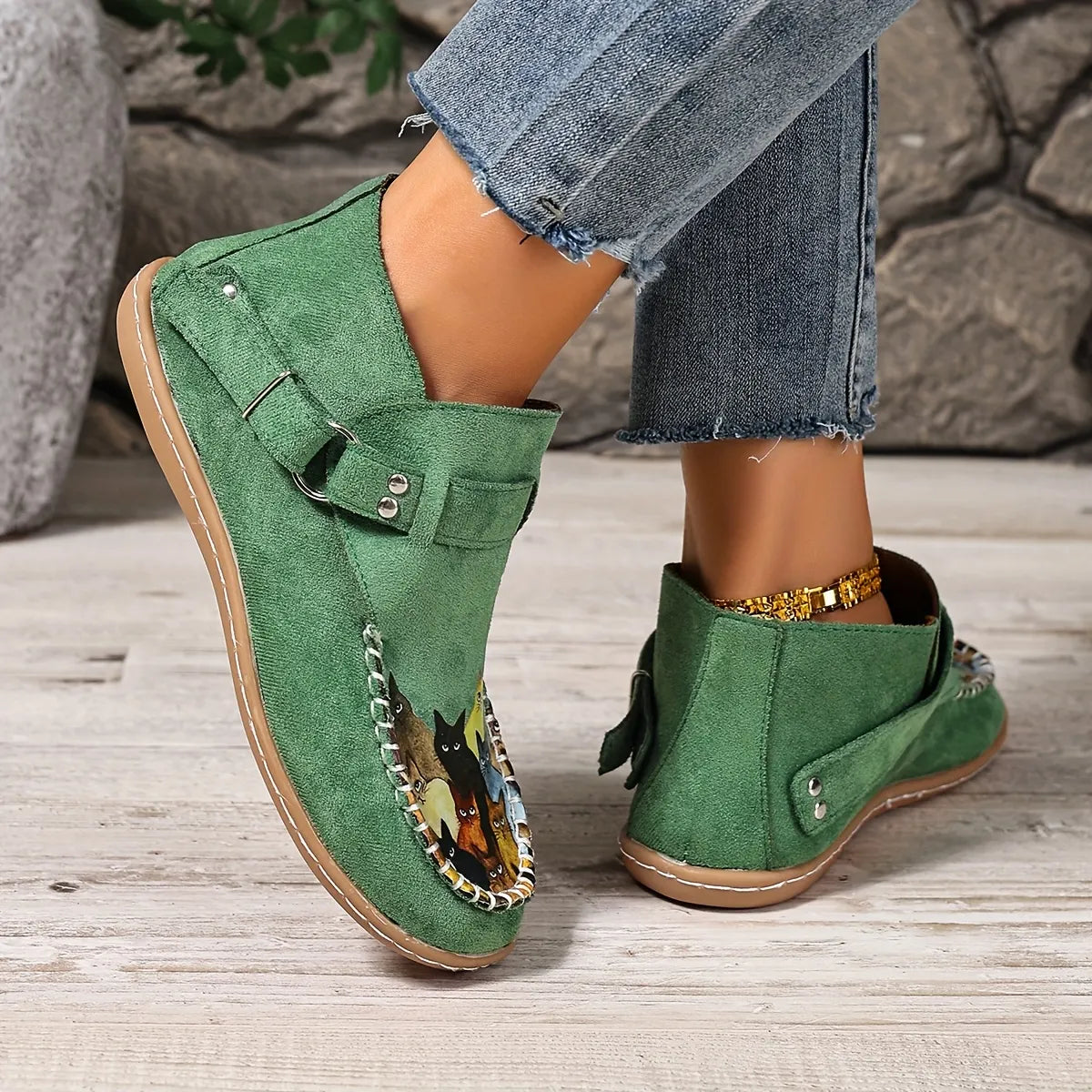 Mocassins femme imprimé chat à enfiler, bout rond et talon bas