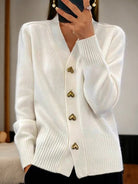 Ines Paris | Cardigan col V femme grosse maille – Style preppy vintage