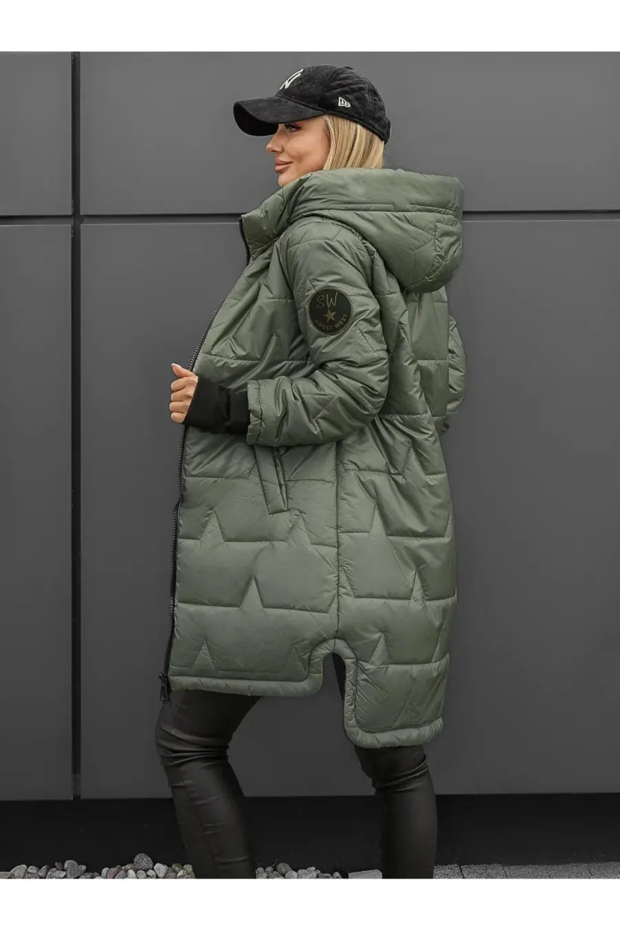 Doudoune longue femme à capuche, matelassée et zippée