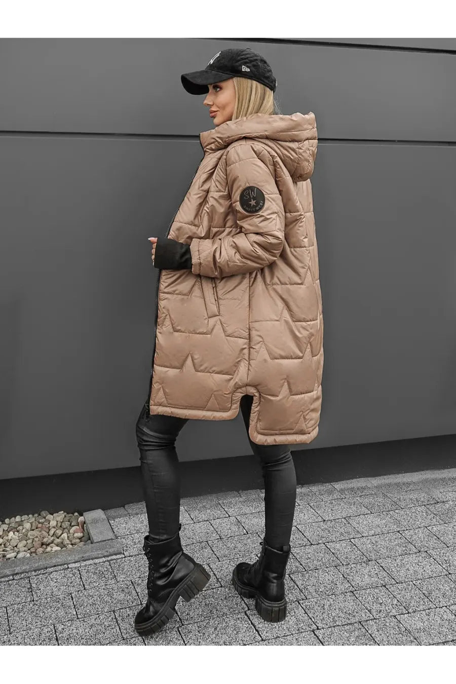 Doudoune longue femme à capuche, matelassée et zippée