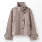 Adélaïde | Manteau Court Femme Toucher Laine à Col Montant et Boutonnage Asymétrique - Gris