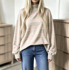 Alice | Sweat Femme Rayé Oversize à Col Montant - Beige rosé