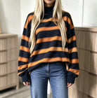 Alice | Sweat Femme Rayé Oversize à Col Montant - Marine et orange