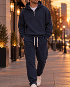 Amaury | Ensemble Homme Sweat à Capuche Demi-Zip et Pantalon en Molleton - vue 4