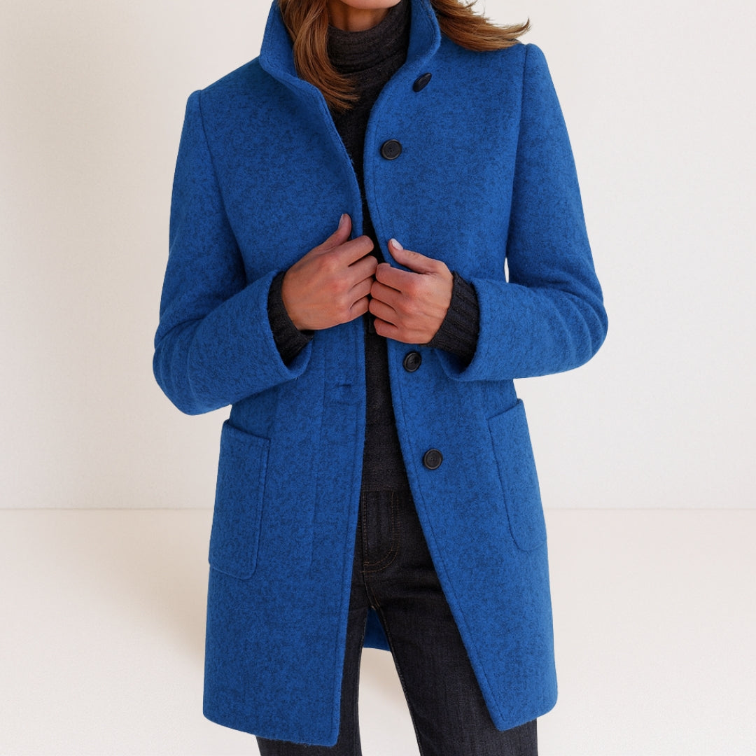 Apolline | Manteau Droit Femme Col Montant Toucher Laine à Poches Plaquées - Bleu