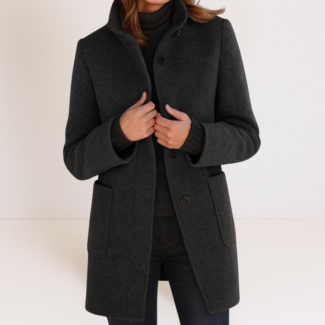 Apolline | Manteau Droit Femme Col Montant Toucher Laine à Poches Plaquées - Noir