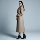 Armance | Manteau Long Femme Toucher Laine à Col en Fausse Fourrure et Ceinture - vue 6