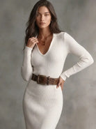 Danielle | Robe Pull Midi Femme Ajustée à Col Montant en V et Ceinture - vue 3