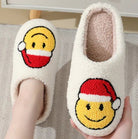 Dominique | Chaussons Femme Moelleux Motif de Noël Semelle Antidérapante - Visage souriant