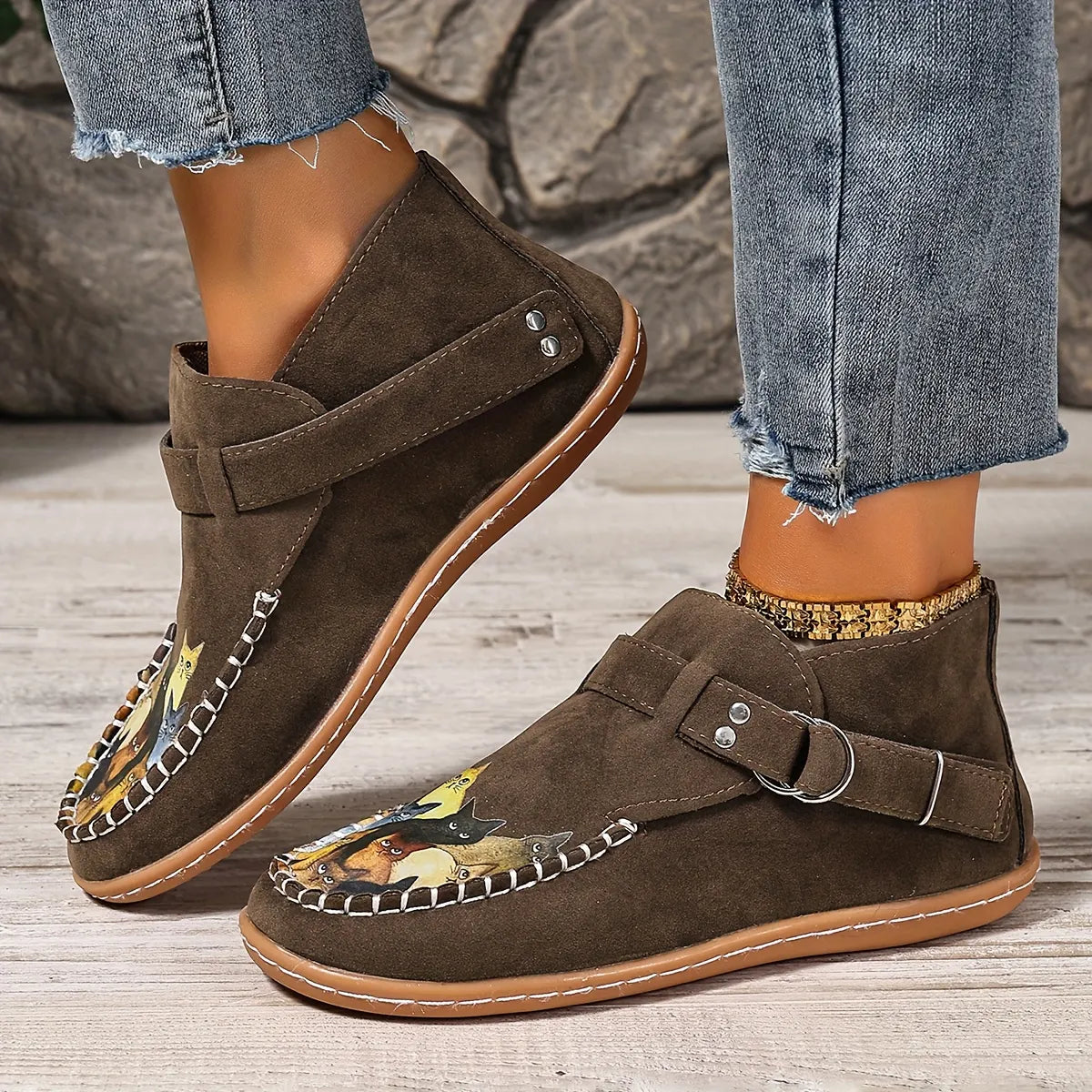Mocassins femme imprimé chat à enfiler, bout rond et talon bas