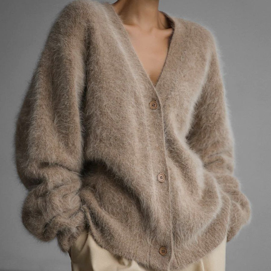 Geneviève | Gilet Femme Ample en Maille Duveteuse à Col V Boutonné - Kaki