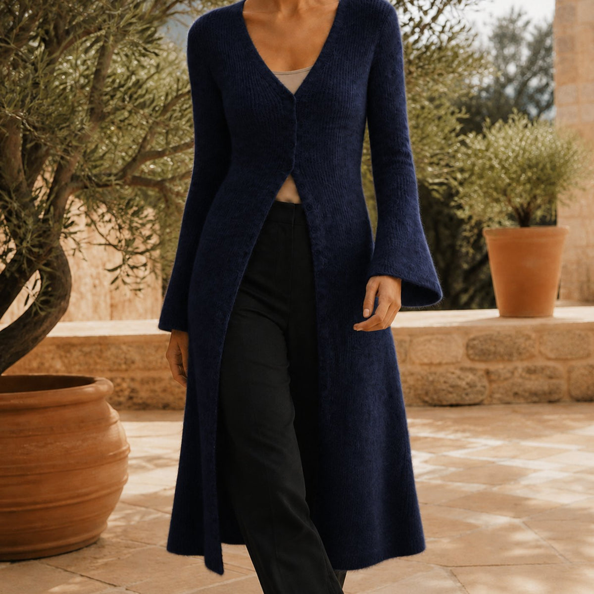 Ghislaine | Gilet Long en Maille Col V Boutonné Femme - Bleu marine