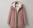 Gisèle | Parka Femme Doublée Polaire à Capuche, Taille Ajustable et Longueur Mi-Cuisse - Rose