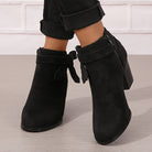 Jacqueline | Bottines Femme Aspect Daim à Talon Bloc et Bride Nouée - Noir