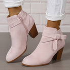 Jacqueline | Bottines Femme Aspect Daim à Talon Bloc et Bride Nouée - Rose