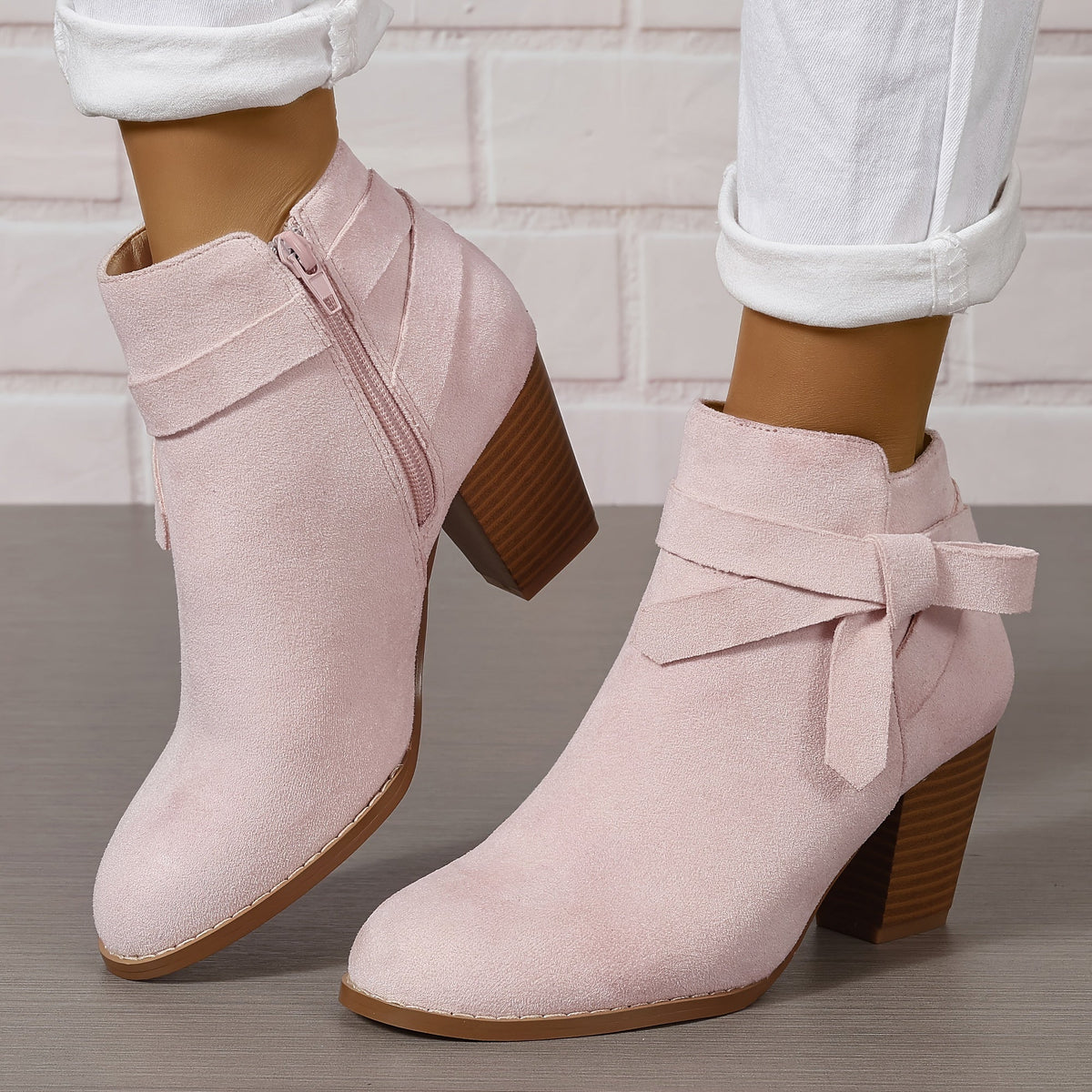 Jacqueline | Bottines Femme Aspect Daim à Talon Bloc et Bride Nouée - Rose