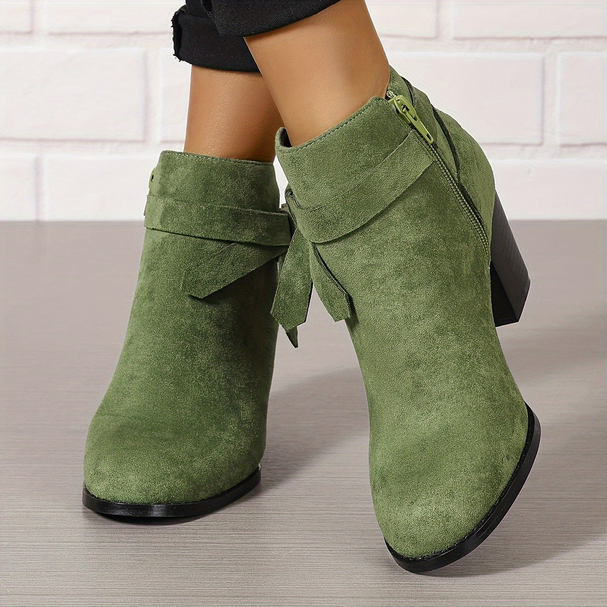 Jacqueline | Bottines Femme Aspect Daim à Talon Bloc et Bride Nouée - Vert