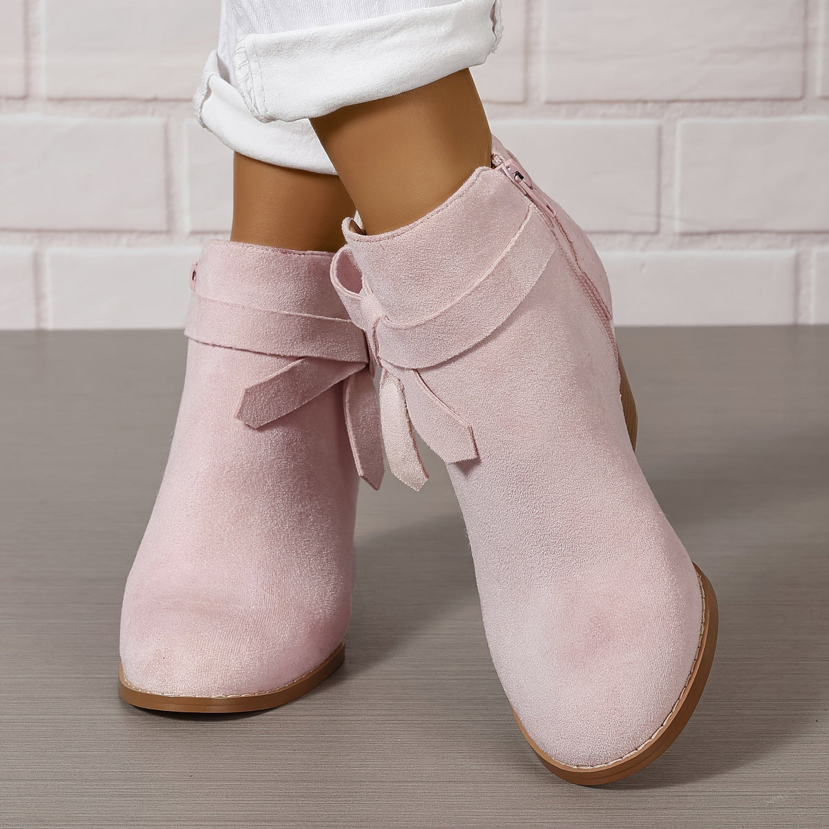 Jacqueline | Bottines Femme Aspect Daim à Talon Bloc et Bride Nouée - vue 9