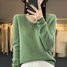 Lorraine | Pull Col V Femme Toucher Laine en Maille Douce Coupe Ample - Vert sauge