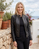 Mariette | Veste Effet Cuir Femme Coupe Ajustée à Col Montant et Zip - vue 5