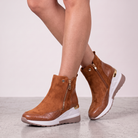 Mireille | Bottines Compensées Femme Aspect Daim à Zip et Semelle Confort - Camel