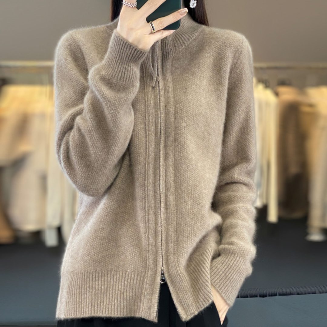 Monique | Gilet Zippé Femme Oversize à Col Montant, Toucher Laine - Taupe