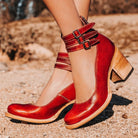 Ninon | Chaussures Femme à Talon Carré et Triple Bride, Effet Cuir Vieilli - Rouge