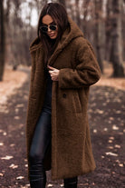 Pauline | Manteau Long Femme Effet Fourrure Bouclette à Capuche et Poches - Chocolat