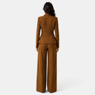 Perrine | Tailleur Pantalon Femme Blazer Cintré Col Châle et Pantalon Large - vue 9