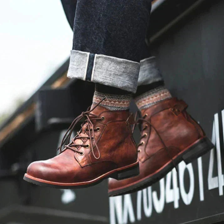 Vincent | Bottines à Lacets Homme Effet Cuir avec Patte à Boucle - vue 5