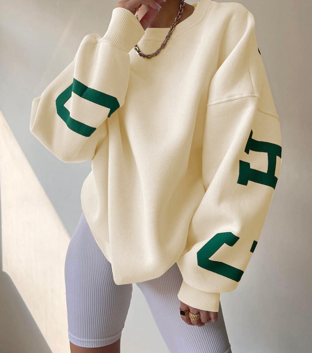 Zoé | Sweat Oversize Femme Intérieur Molletonné à Imprimé Lettres sur les Manches - Crème